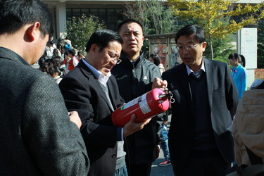 02.jpg