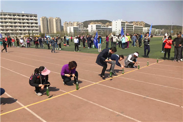 趣味运动会-校领导.jpg